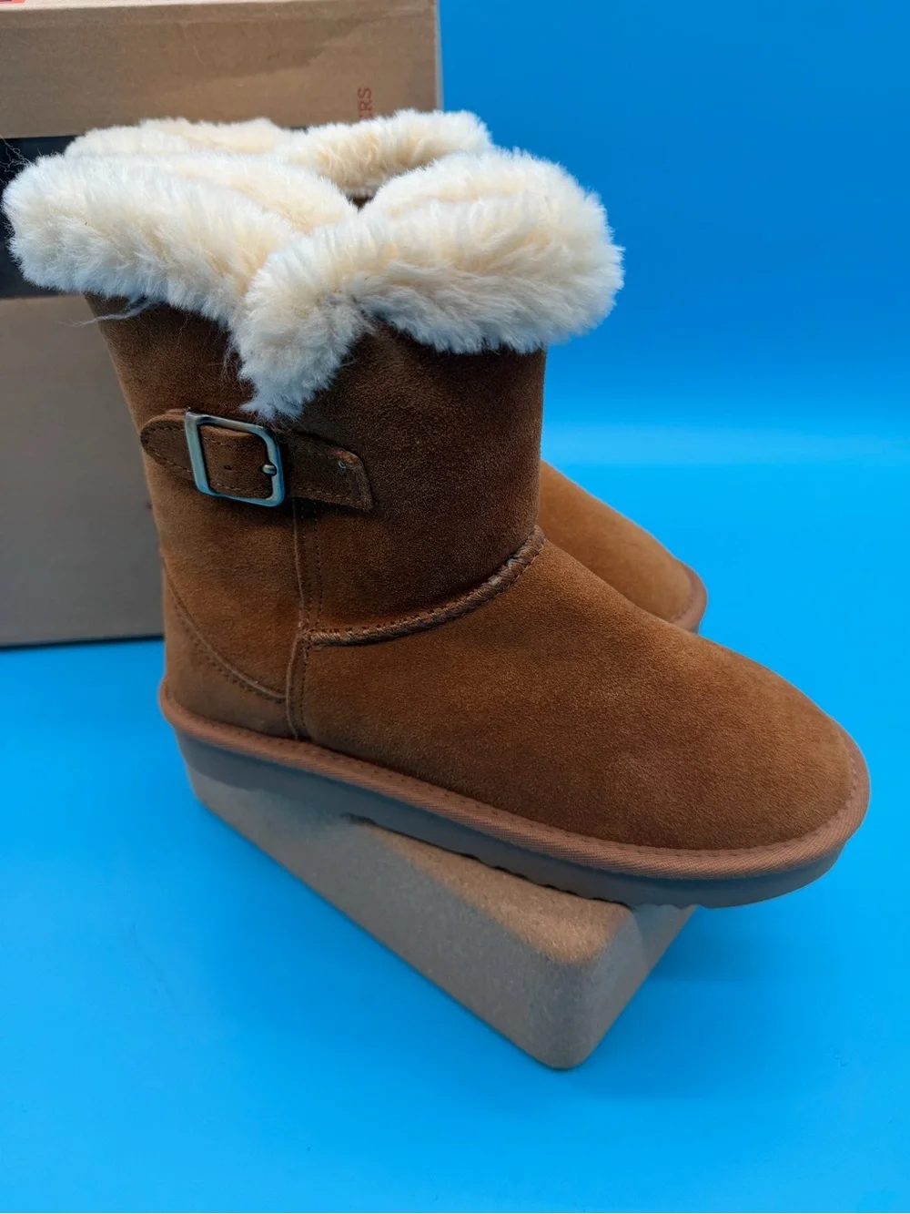 Style & Co. womens 6 Brown Suede Winter Boots with Cream Fur Trim